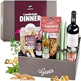 Gepp's Feinkost Candle Light Dinner Box I Romantisches Dinner zu Zweit mit spanischem Rotwein, Pasta in Herzform, Trüffel-Pesto und mehr I Gourmet Geschenkset für genussvolle Momente